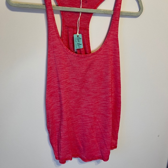 Lululemon Salute the Sun Singlet Raspberry Racerback Tank - Picture 5 of 9